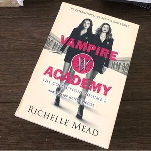 Vampire Academy (the Collection Volume 2) box set books
